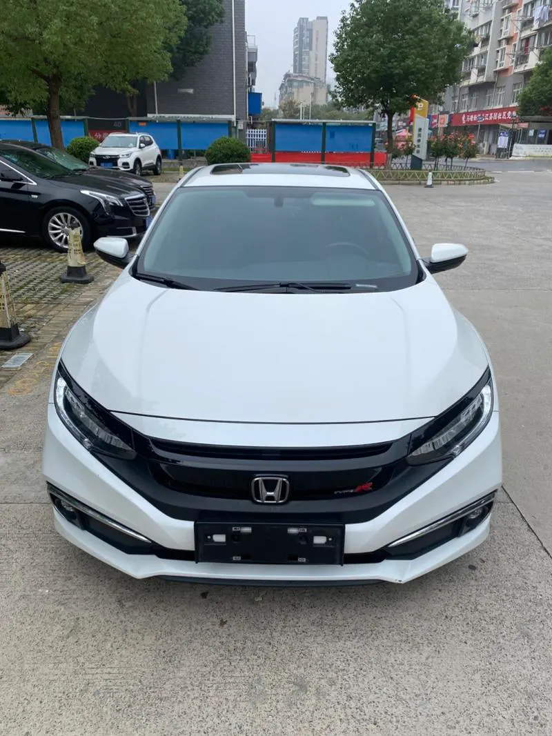 2019 Honda Civic thumbnail 2