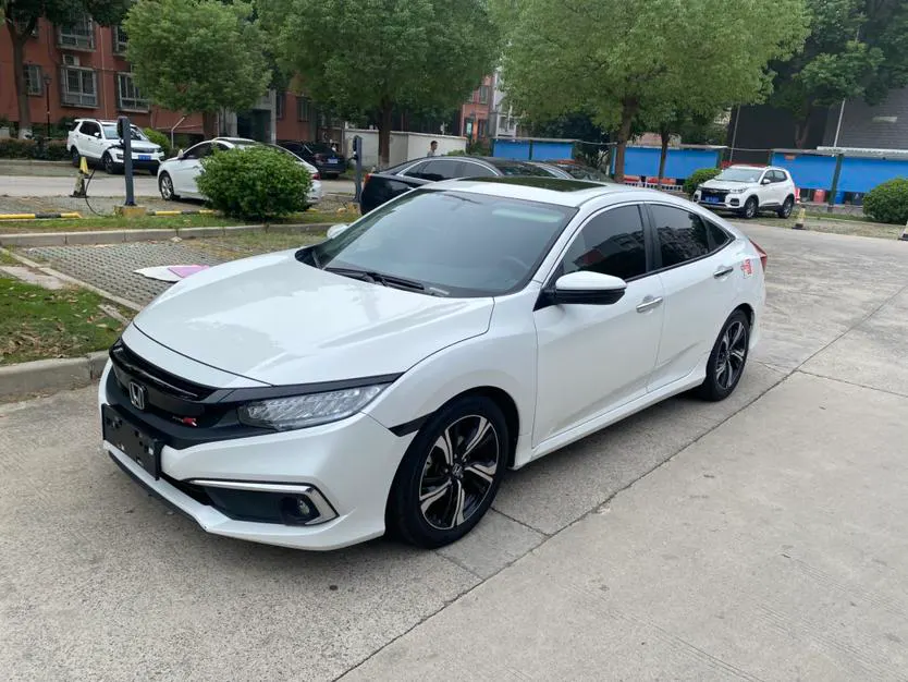 2019 Honda Civic thumbnail 9