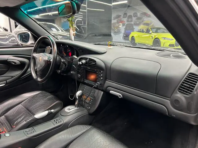 2005 Porsche 911 thumbnail 4