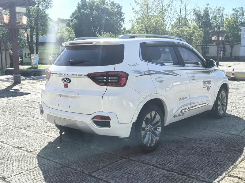 2017 Chery 5x thumbnail 6