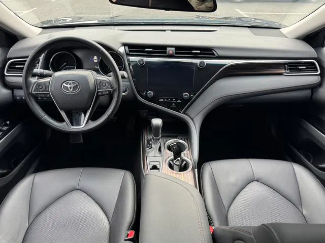 2019 Toyota Camry thumbnail 4