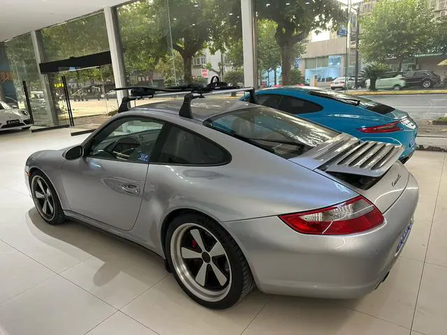 2006 Porsche 911 thumbnail 3
