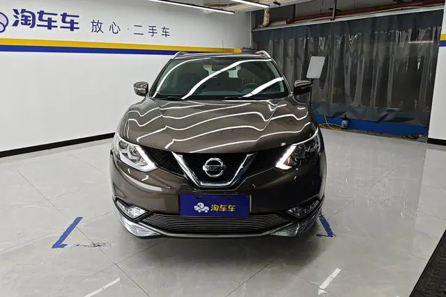 2017 Nissan Qashqai thumbnail 2