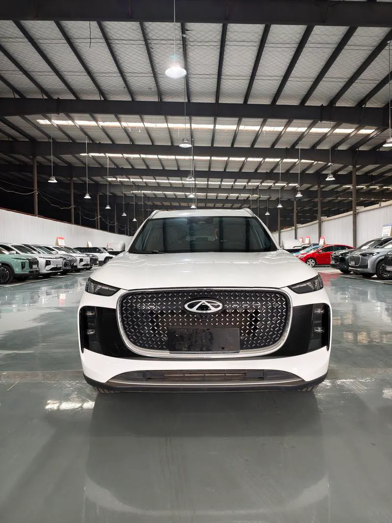 2025 Chery Tiggo 8 PLUS thumbnail 2
