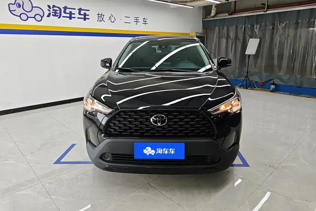 2022 Toyota Corolla Cross thumbnail 2