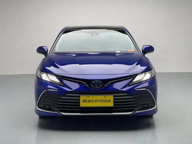 2022 Toyota Camry thumbnail 3