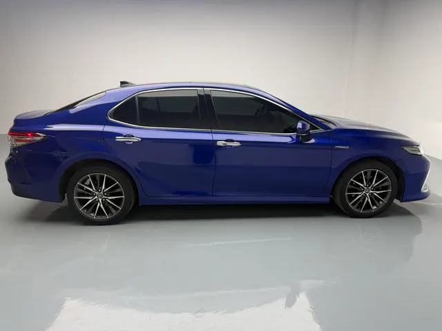 2022 Toyota Camry thumbnail 9
