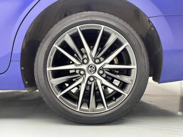 2022 Toyota Camry thumbnail 10