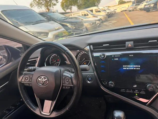 2019 Toyota Camry thumbnail 5