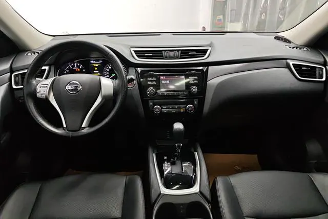 2014 Nissan X-Trail thumbnail 4