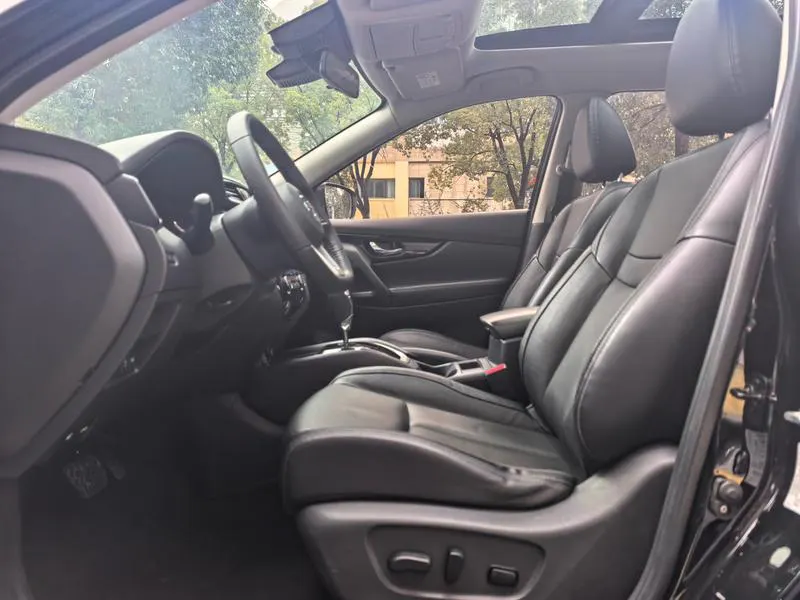 2021 Nissan Zeekr X-Trail thumbnail 5