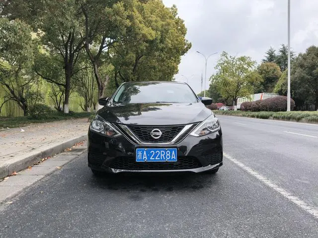 2021 Nissan Sylphy thumbnail 2