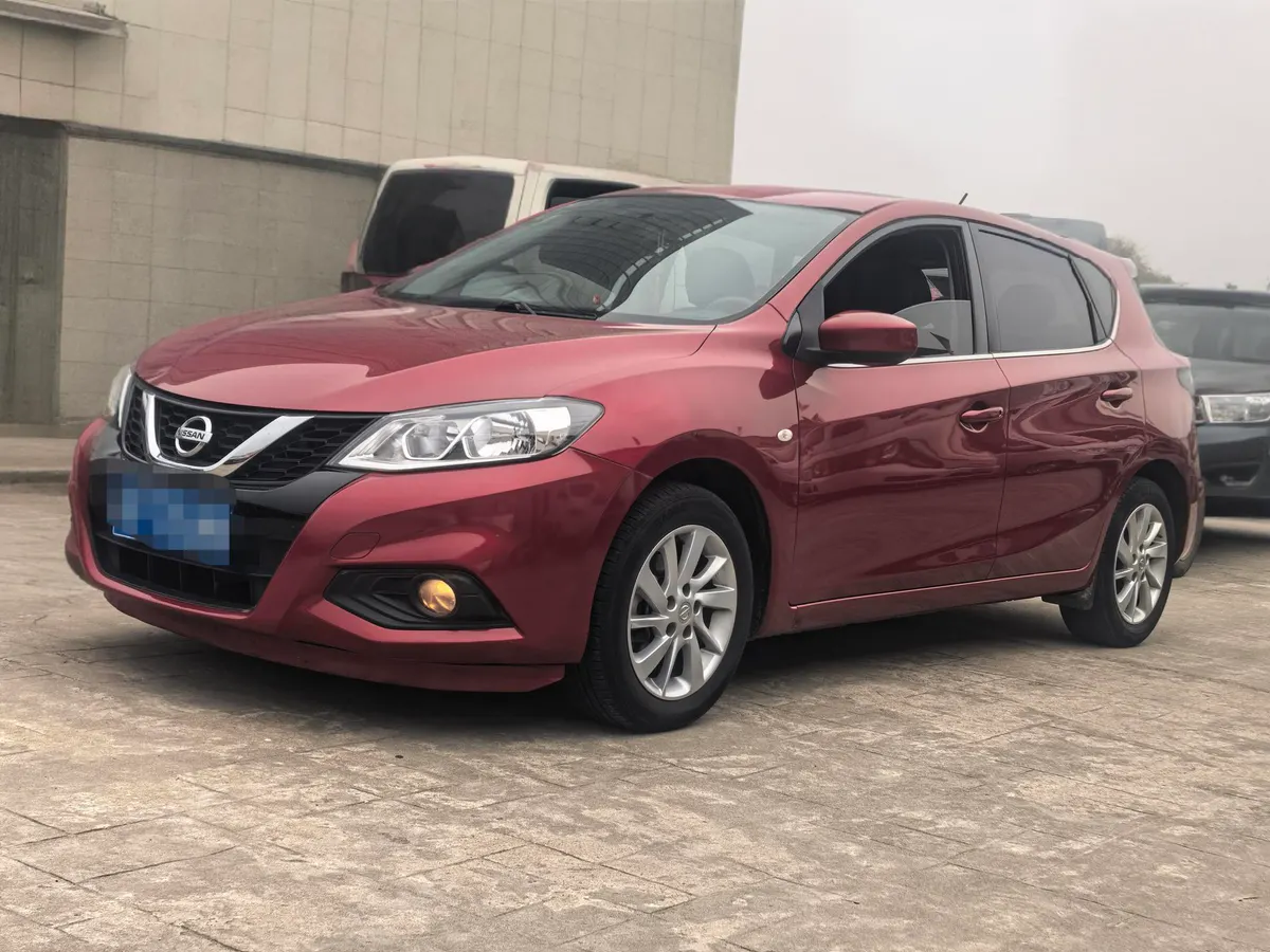 2020 Nissan Tiida thumbnail 9