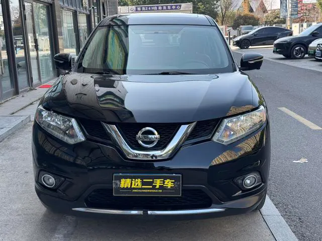 2015 Nissan X-Trail thumbnail 2