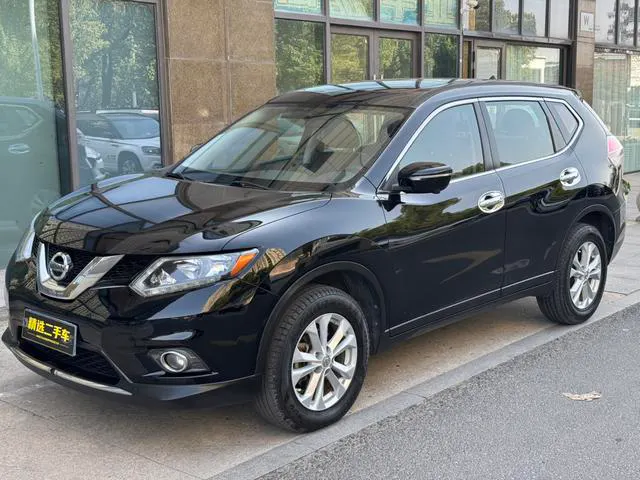 2015 Nissan X-Trail photo 1