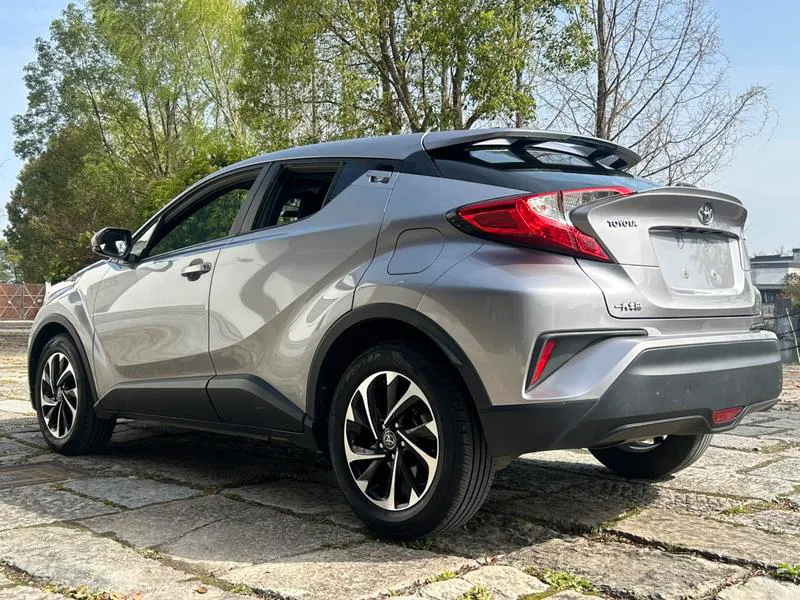 2020 Toyota IZOA thumbnail 4