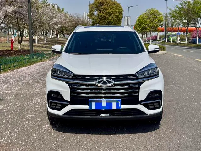 2021 Chery Tiggo 8 thumbnail 2