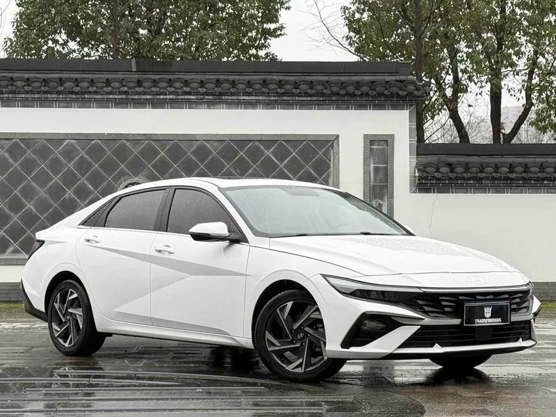 2023 Hyundai Sonata thumbnail 2