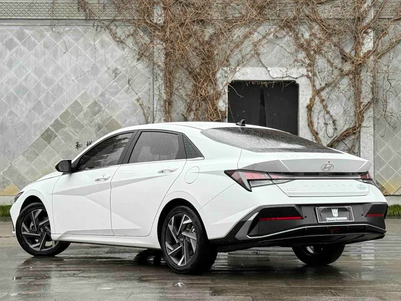 2023 Hyundai Sonata thumbnail 4