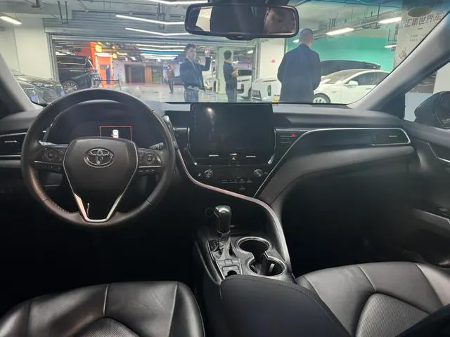 2021 Toyota Camry thumbnail 4