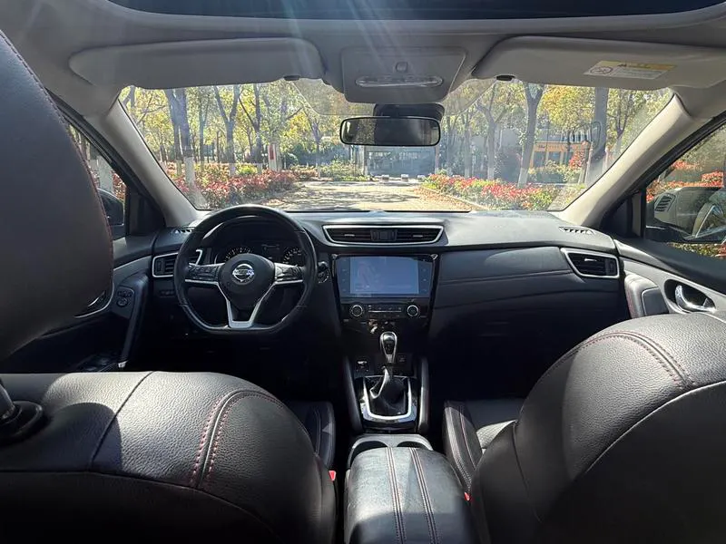 2019 Nissan Qashqai thumbnail 4
