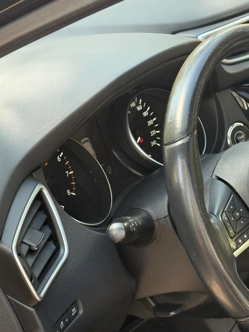 2019 Nissan Qashqai thumbnail 5