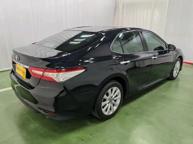 2018 Toyota Camry thumbnail 8