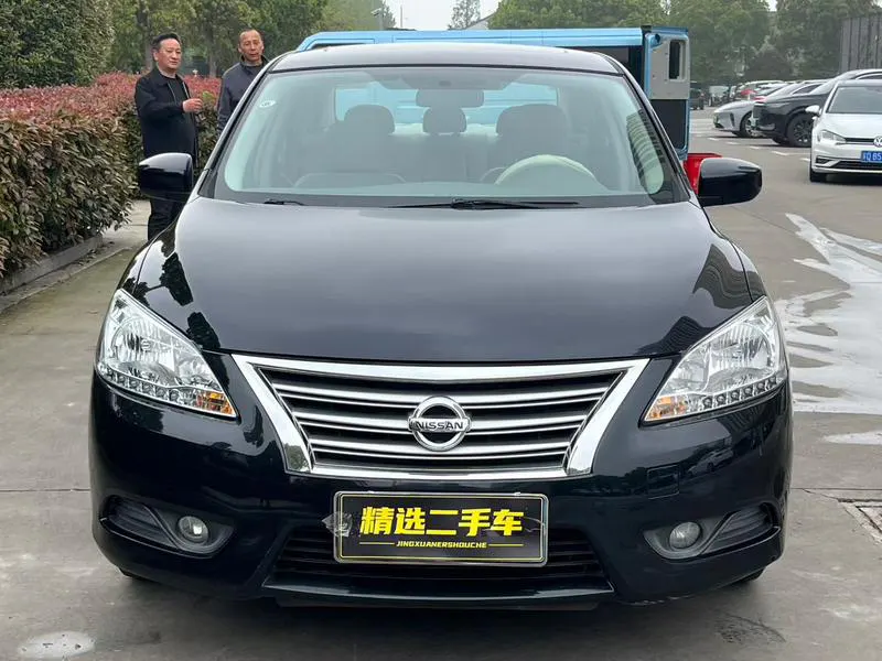 2012 Nissan Sylphy thumbnail 2