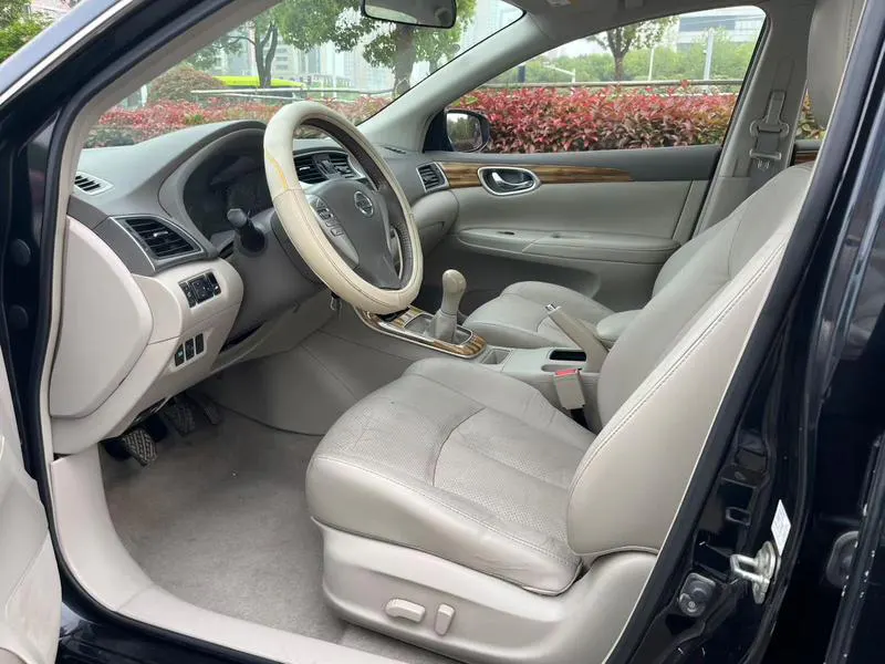 2012 Nissan Sylphy thumbnail 5