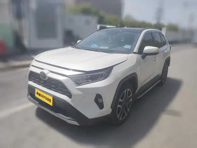 2020 Toyota RAV4 thumbnail 2