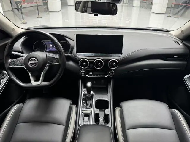 2023 Nissan Sylphy thumbnail 4