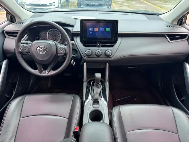 2023 Toyota Corolla Cross thumbnail 4