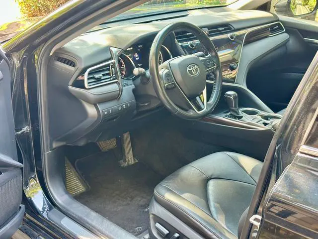 2019 Toyota Camry thumbnail 5