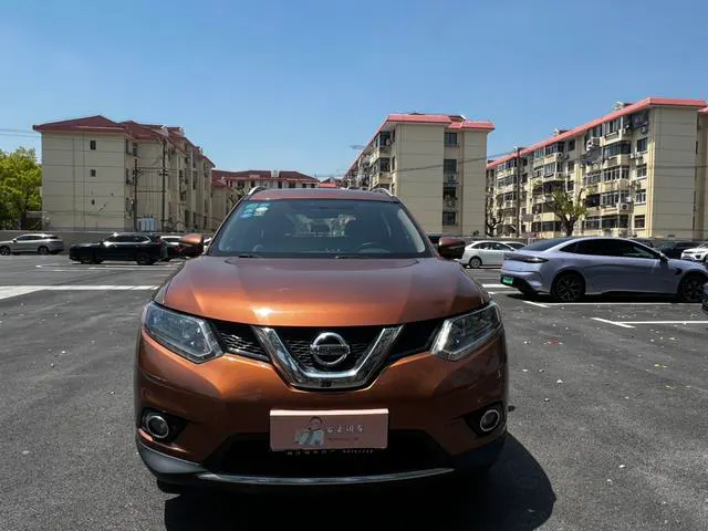 2015 Nissan X-Trail thumbnail 2