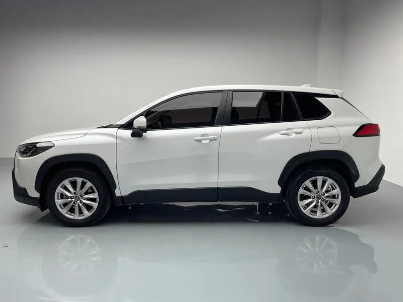 2022 Toyota Corolla Cross thumbnail 5