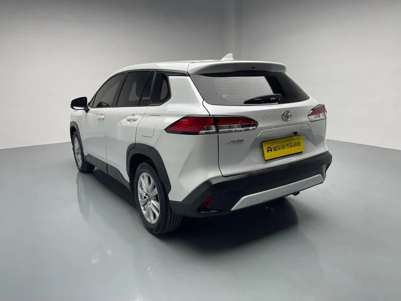 2022 Toyota Corolla Cross thumbnail 6