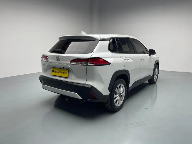 2022 Toyota Corolla Cross thumbnail 8