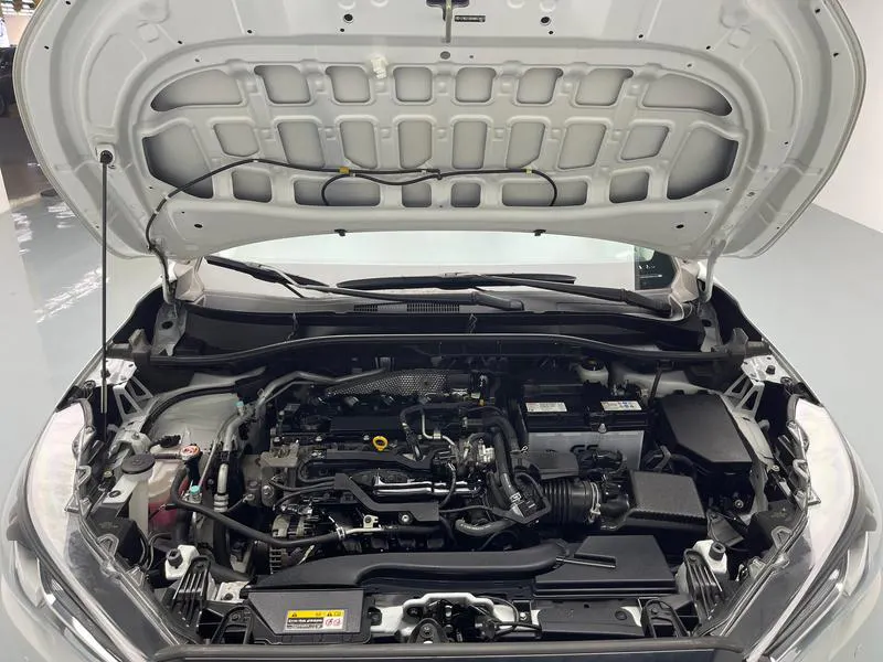 2022 Toyota Corolla Cross thumbnail 11