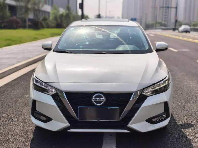 2022 Nissan Sylphy thumbnail 2
