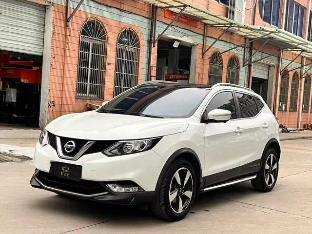 2017 Nissan Qashqai photo 1