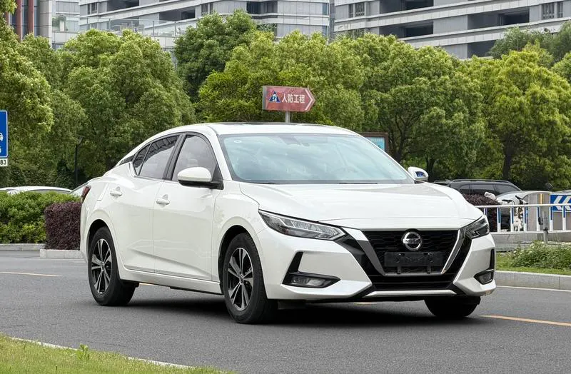 2022 Nissan Sylphy thumbnail 3
