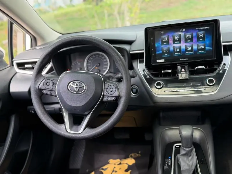 2019 Toyota Corolla thumbnail 5