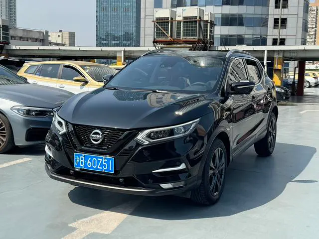 2022 Nissan Qashqai photo 1