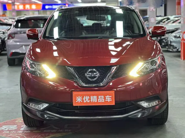 2017 Nissan Qashqai thumbnail 2