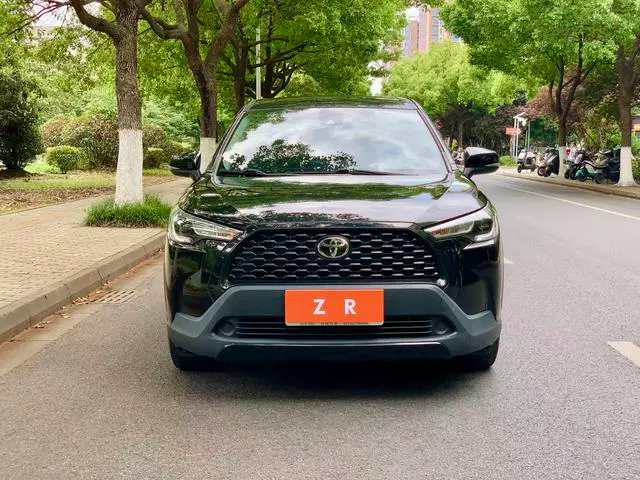 2022 Toyota Corolla Cross thumbnail 2