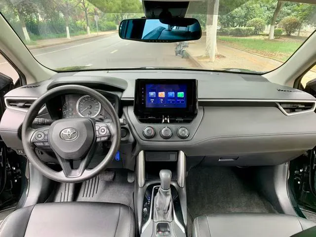 2022 Toyota Corolla Cross thumbnail 4