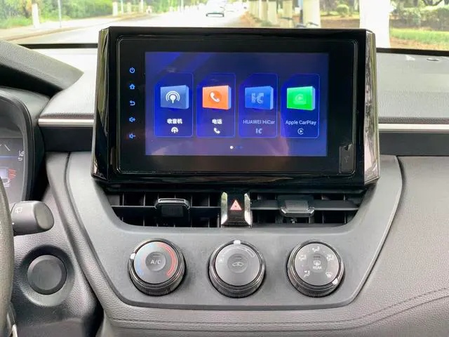 2022 Toyota Corolla Cross thumbnail 5