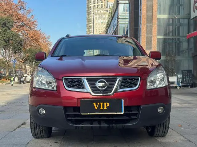 2013 Nissan Qashqai thumbnail 2