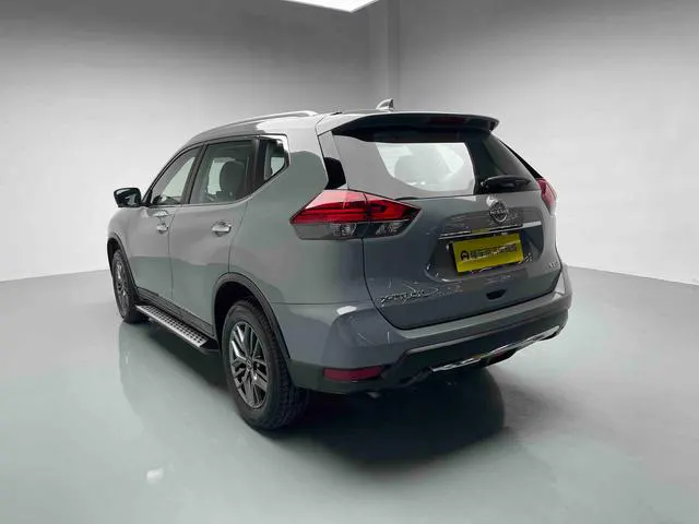 2025 Nissan Zeekr X-Trail thumbnail 6