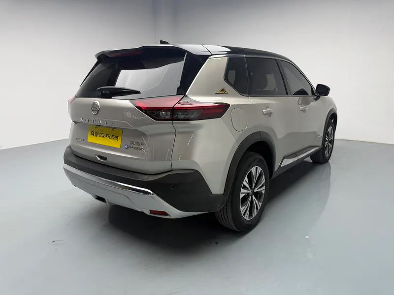 2023 Nissan Zeekr X-Trail thumbnail 8